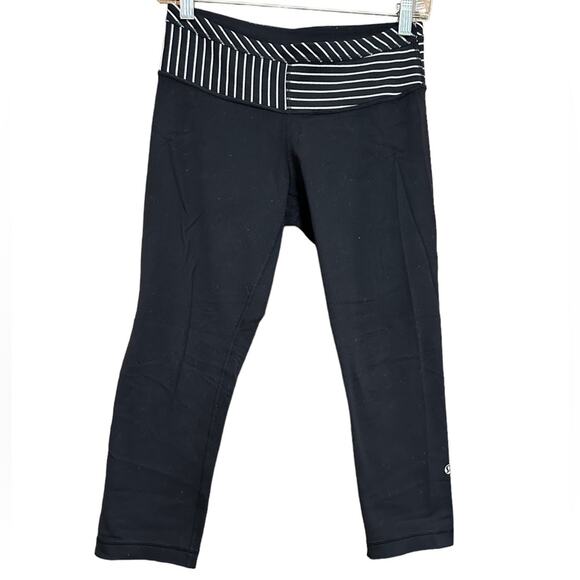 Lululemon Wunder Under Reversible Crop Pants Size 6 - Picture 1 of 5